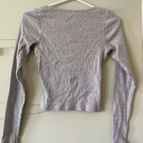 Brandy Melville gray Zelly button up knit cardigan - Picture 5 of 5